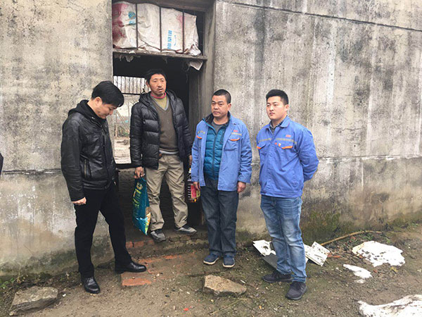 瑞聯黨支部看望困難群眾